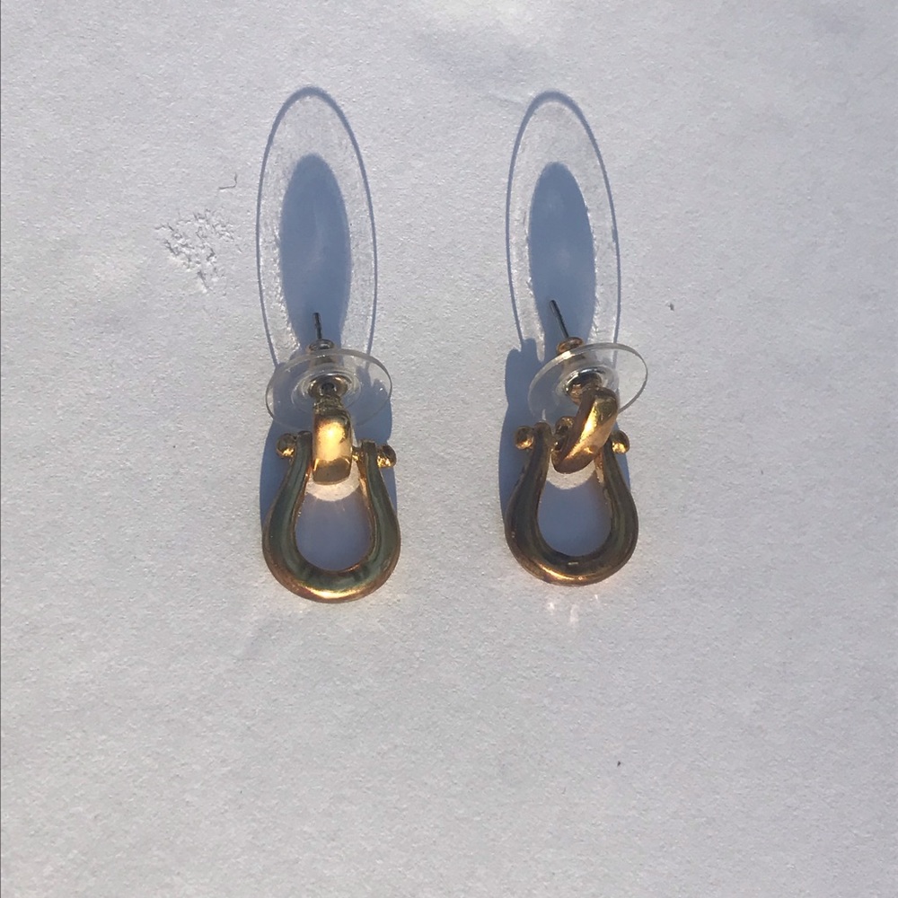 Vintage gold horseshoe pierced earrings